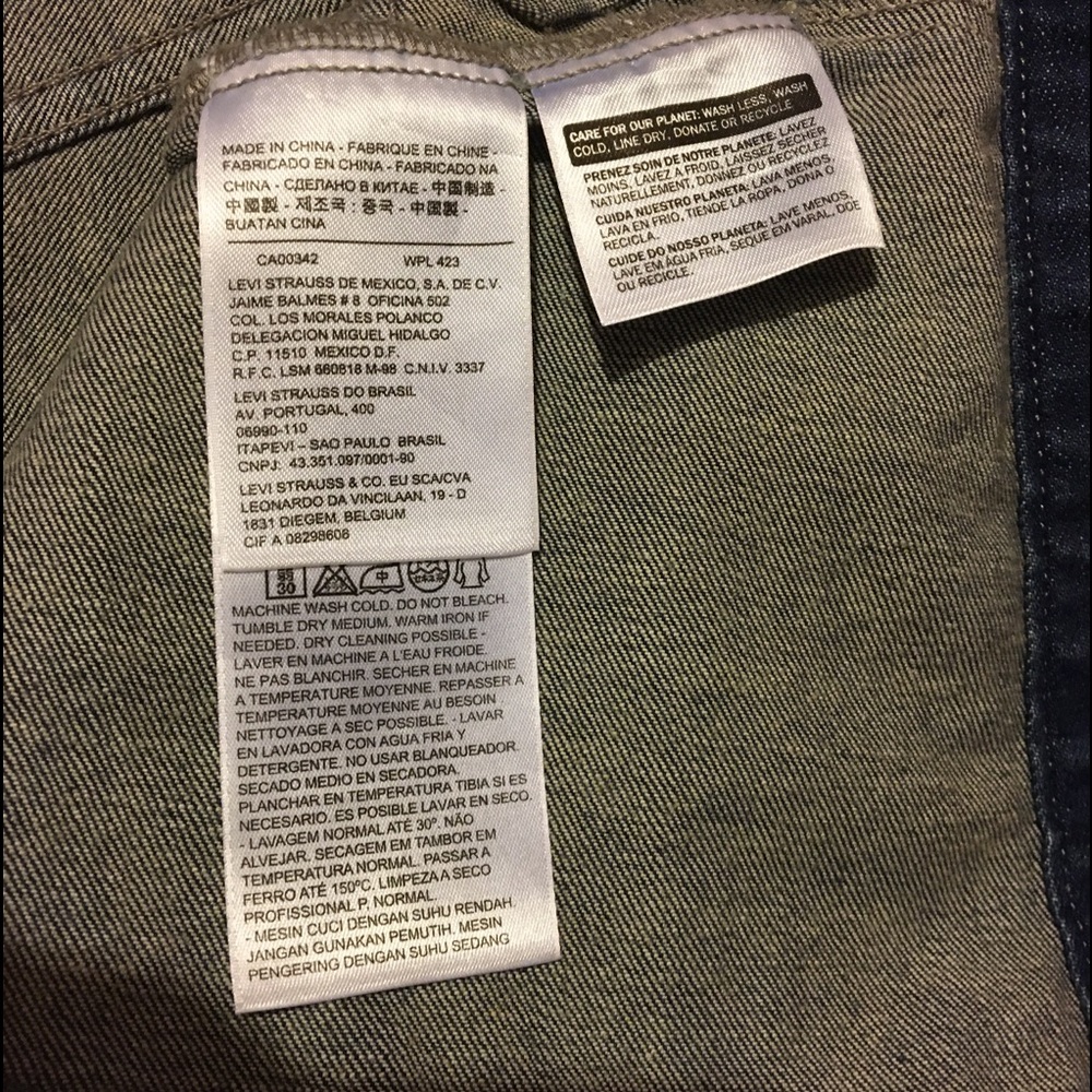 Levi’s Trucker Jacket. Size Large. - image 5